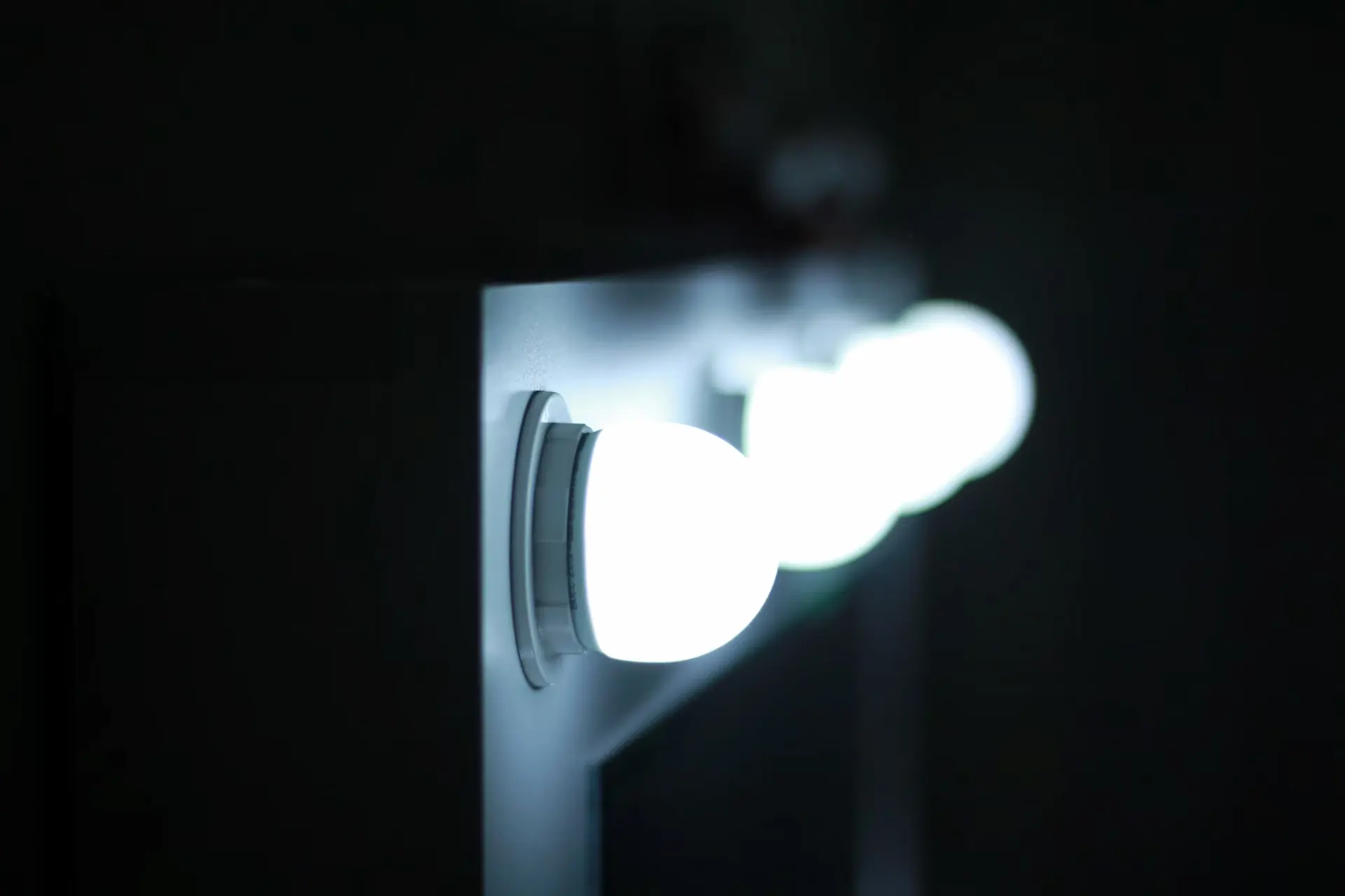 LED