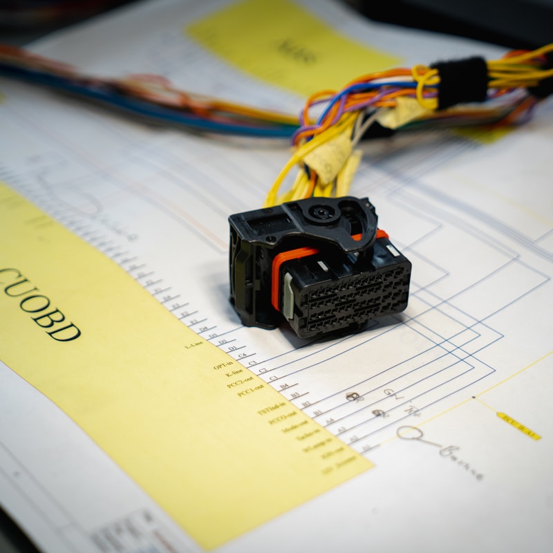 Automotive sensor connector and wiring component